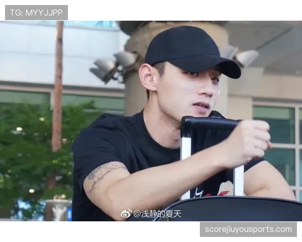 张继科又晒早餐,刀叉旁那几个牌子钱能买我一年菜 张继科又晒早餐,刀叉旁那几个牌子钱能买我一年菜